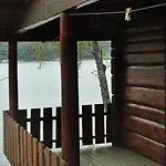 4 Person In Surna 別荘