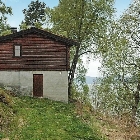 Holiday home Two-bedroom In Surna