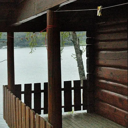 Two-bedroom In Surna Feriehus